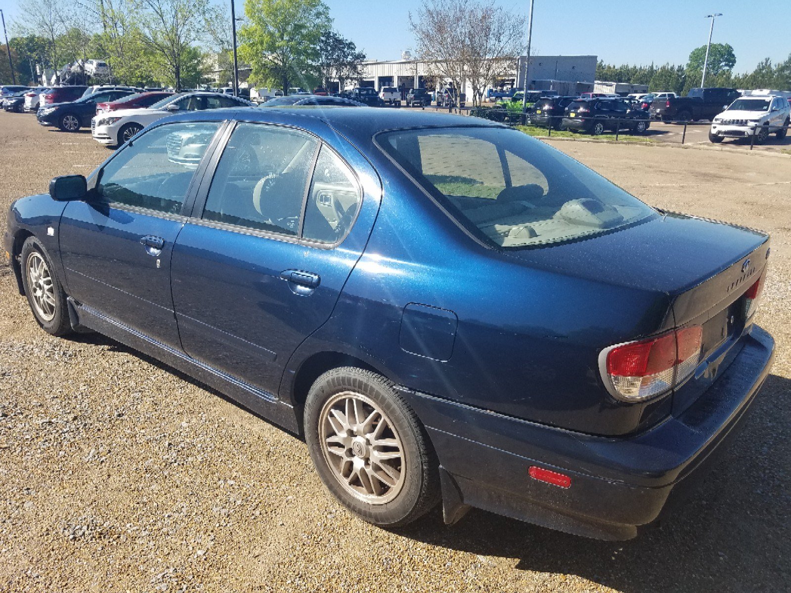 Pre-Owned 2001 INFINITI G20 4dr Car in Jackson, MS 39232 #K013105A